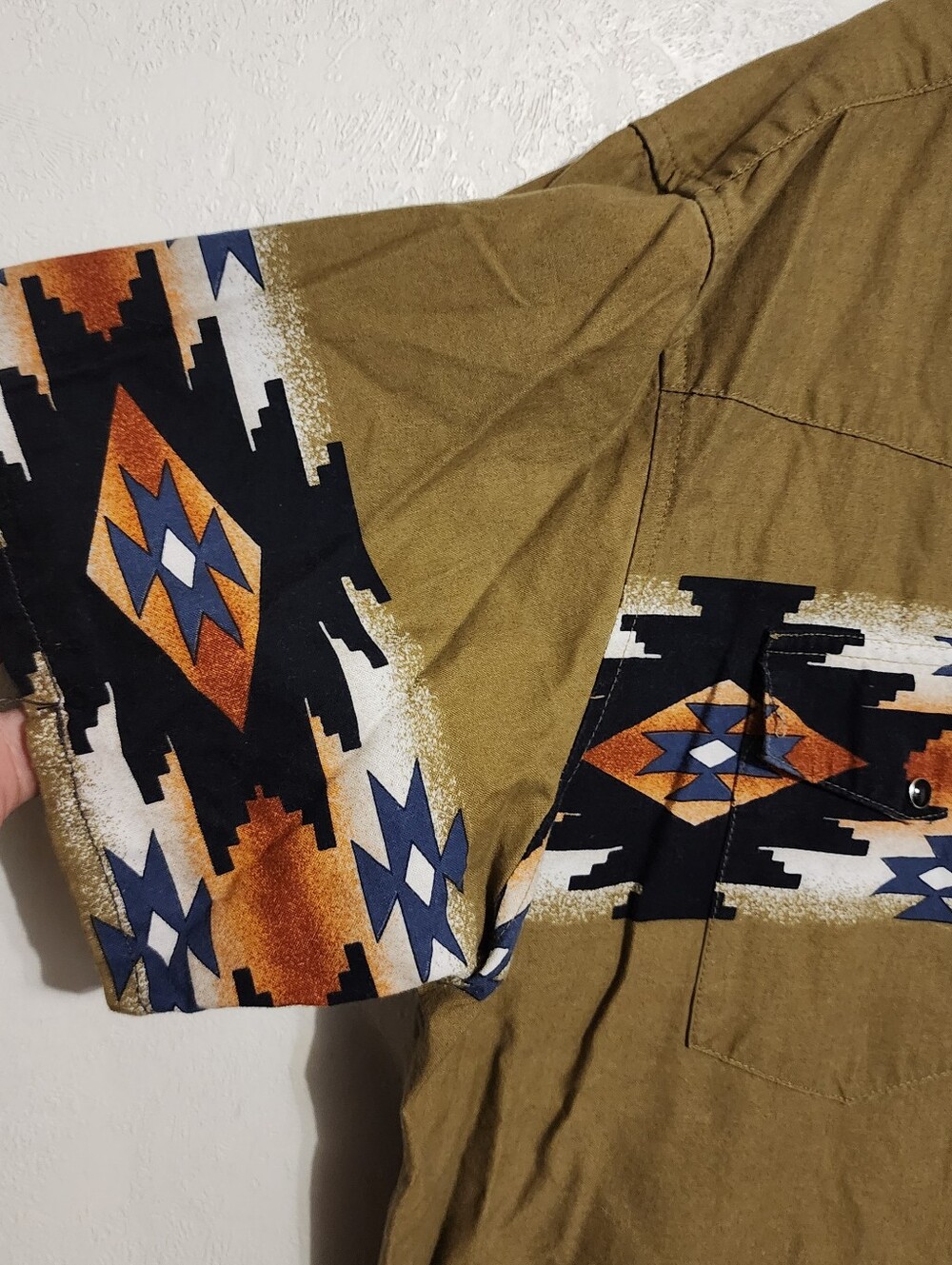 Vintage Wrangler Rustler Center Southwestern Aztec Print Short-Sleeve Snap XLT - Picture 3 of 10